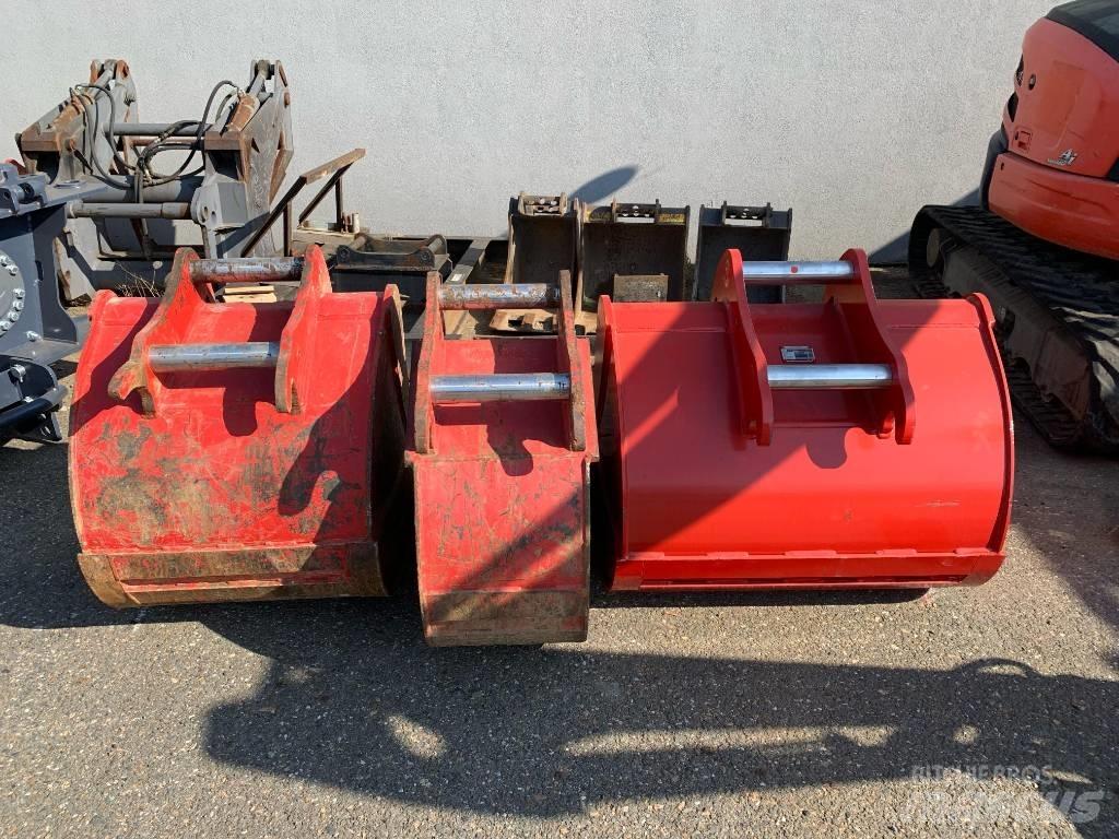 Takeuchi TB 2150 R حفارات زحافة