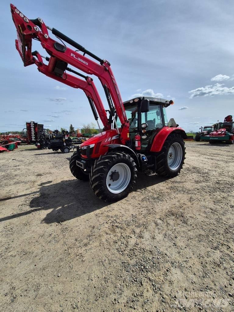 Massey Ferguson 5713 الجرارات