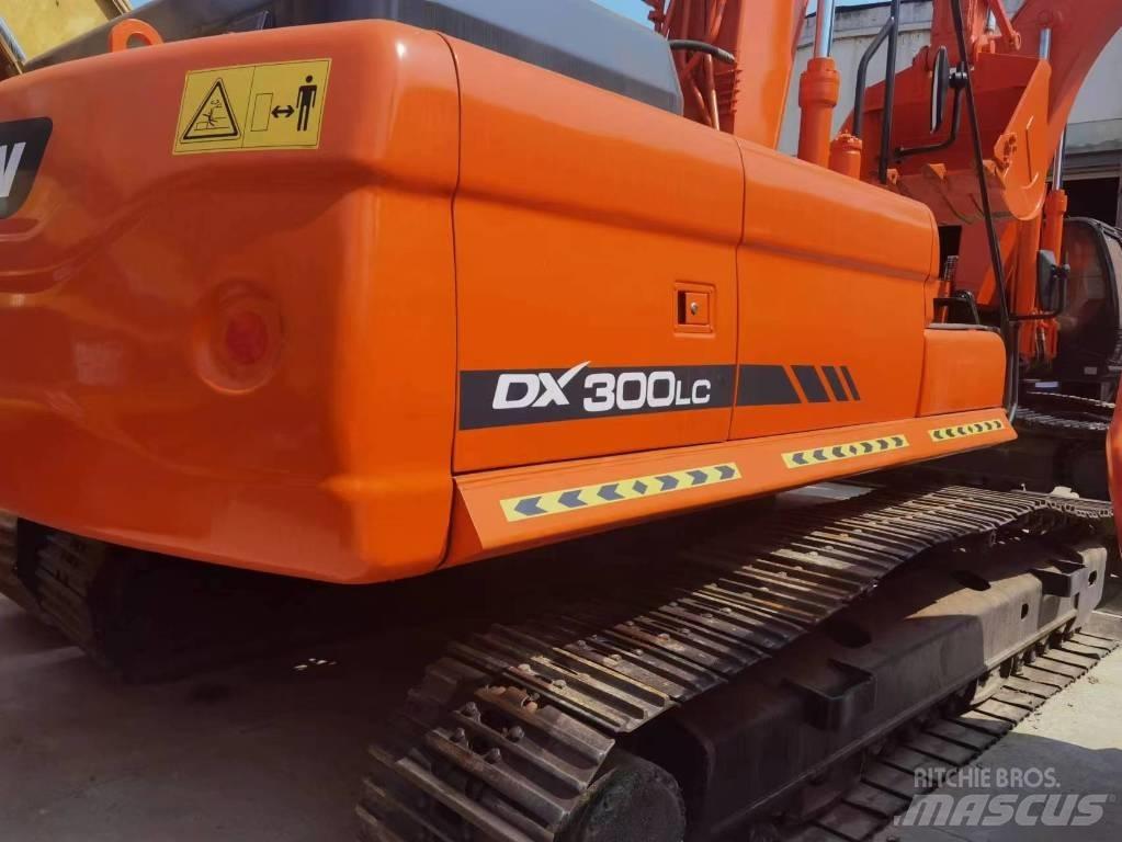 Doosan DX 300LC-9C حفارات زحافة
