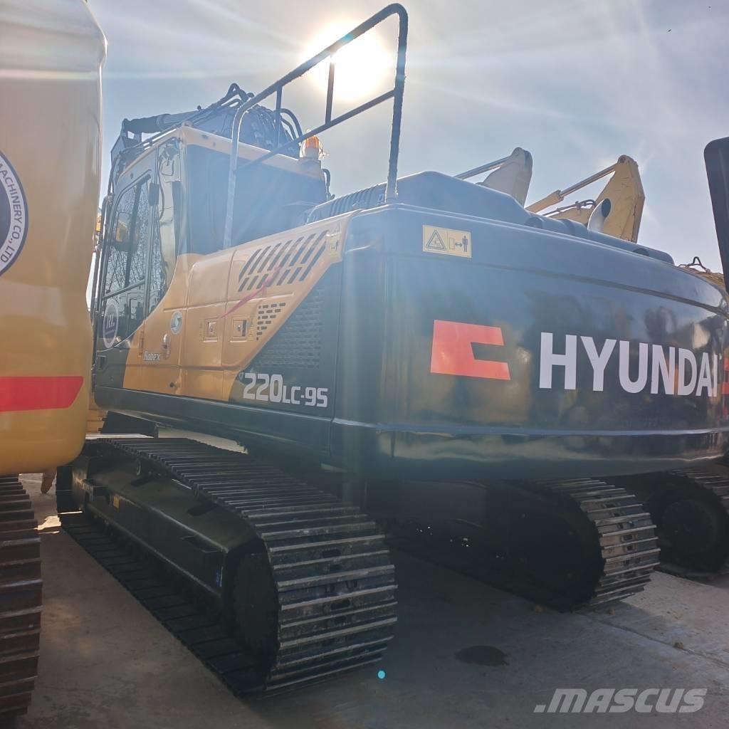 Hyundai 220LC-9T حفارات زحافة