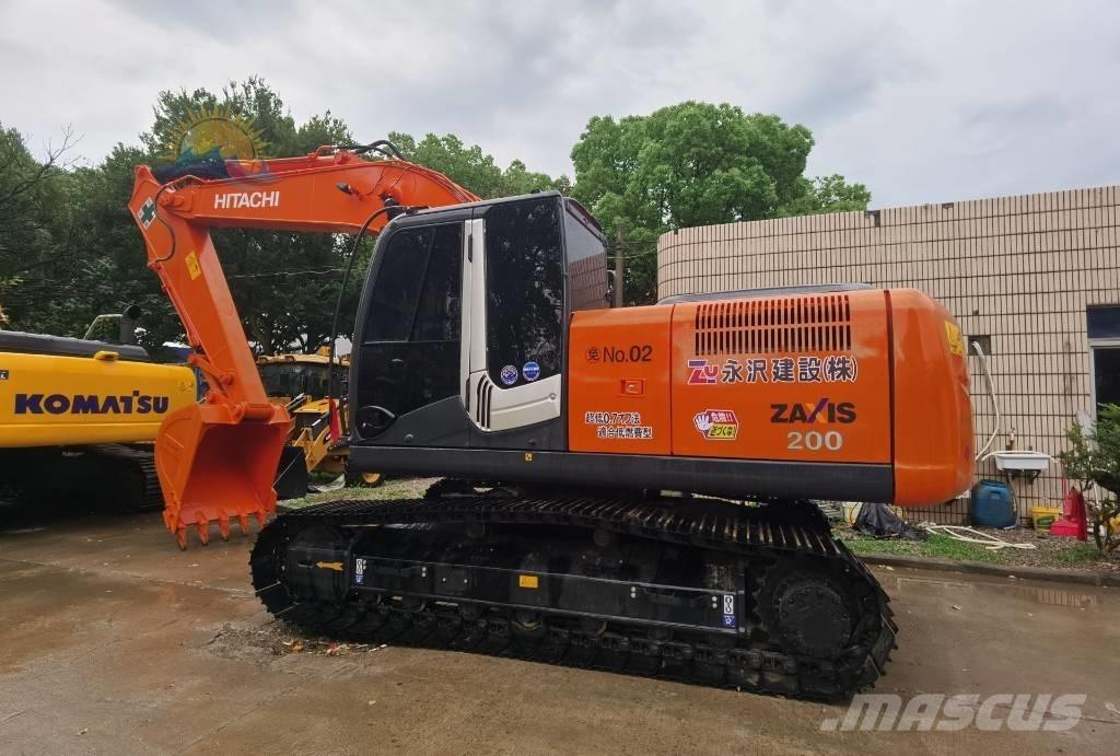 Hitachi ZX 200 حفارات زحافة