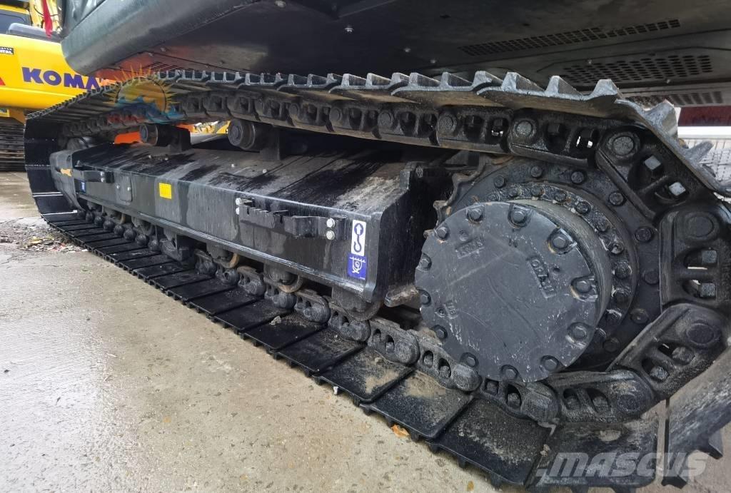 Hitachi ZX 200 حفارات زحافة