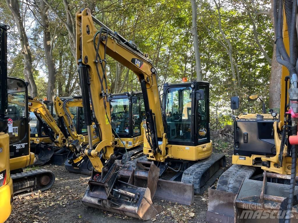 CAT 305.5 E حفارات زحافة