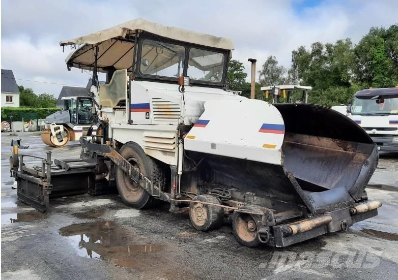 Demag DF115 P DA معدات السفلتة
