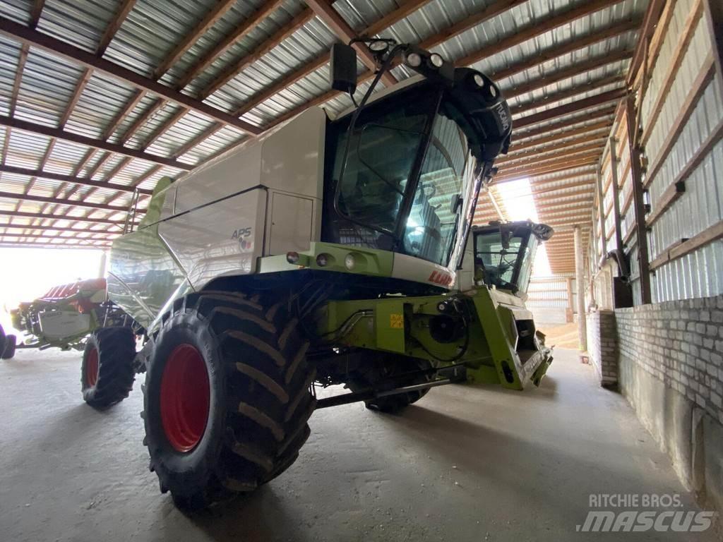 CLAAS Tucano 450 حصادات