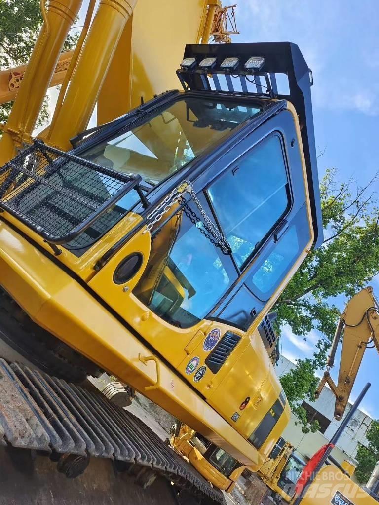 Komatsu PC 400 LC-8 حفارات زحافة