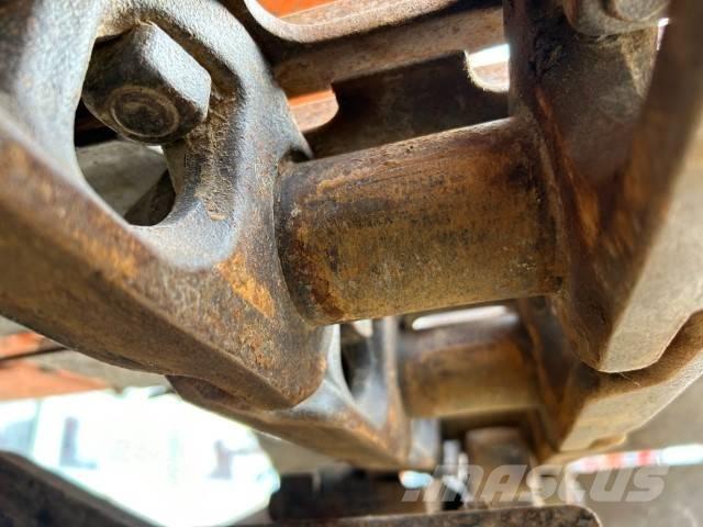 Fiat-Hitachi EX 165 حفارات زحافة