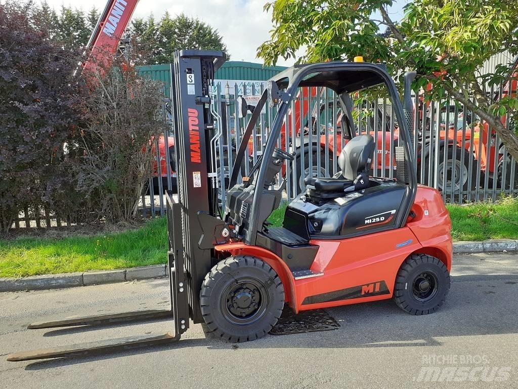 Manitou MI 25 D شاحنات الديزل