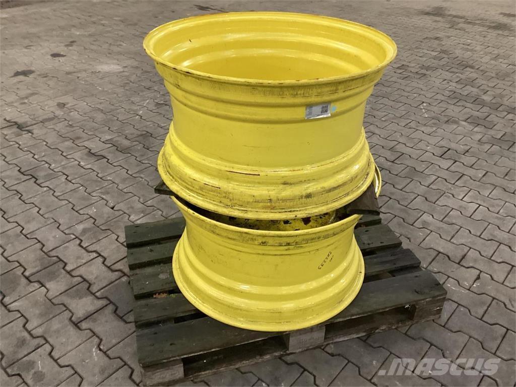 John Deere 16x30 الإطارات والعجلات والحافات