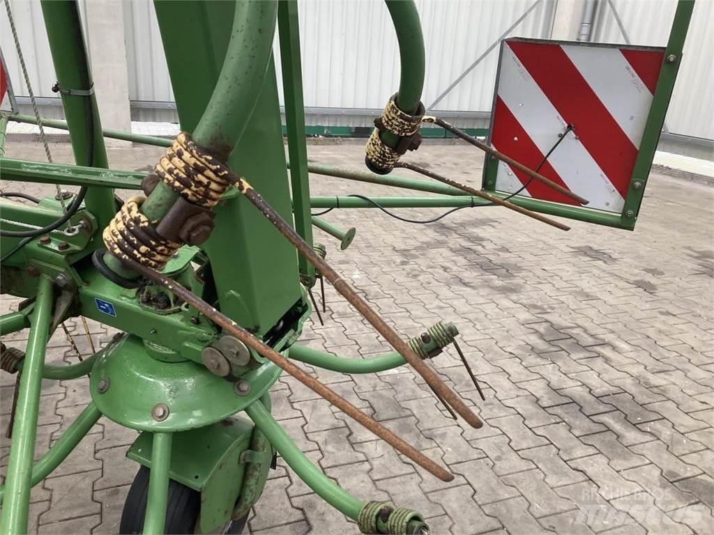 Krone KW7.70/6x7 مكابس وميبسات التبن