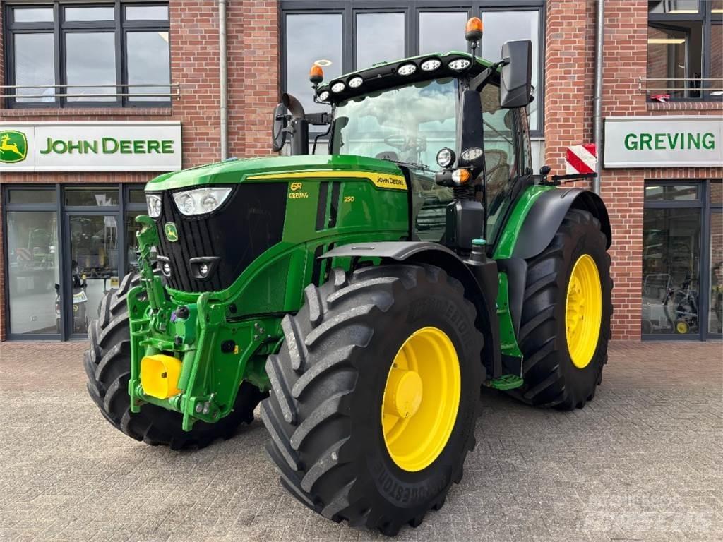 John Deere 6R250 الجرارات