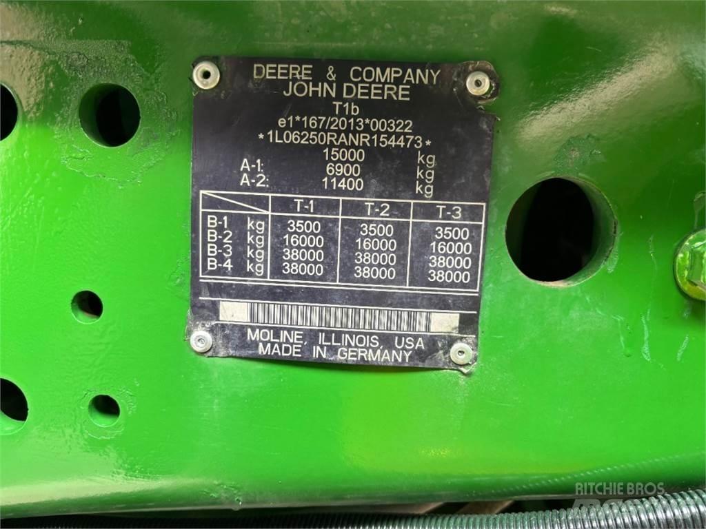 John Deere 6R250 الجرارات