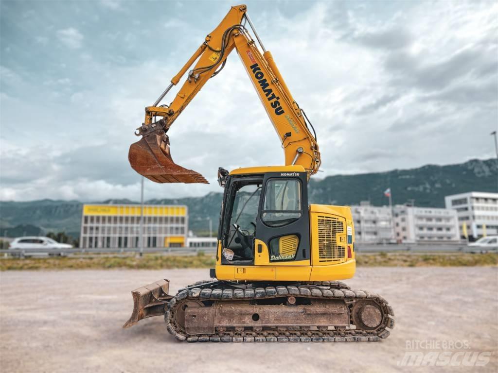 Komatsu PC 138 US حفارات زحافة
