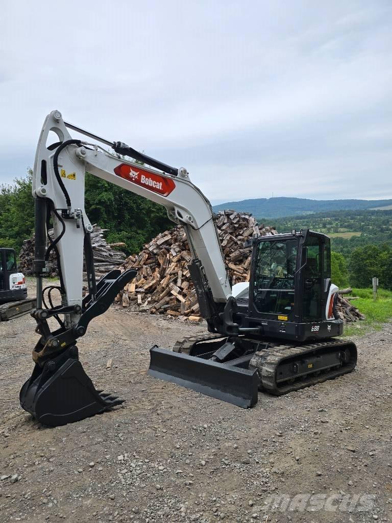 Bobcat E 88 R2 حفارات زحافة