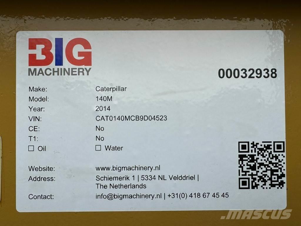 CAT 140M معدات تمهيد الطرق