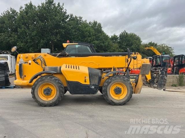 JCB 540-170 مناولات متداخلة