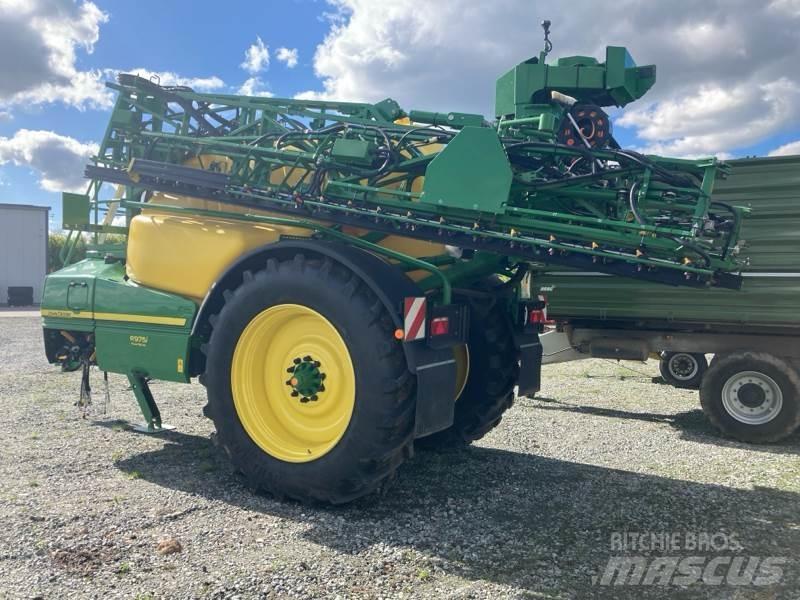 John Deere R975i الرشاشات