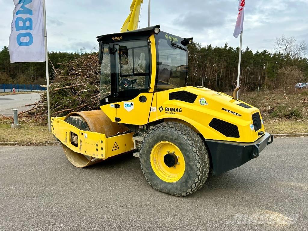 Bomag BW 177 BVC-5 مداحل أحادية الأسطوانة