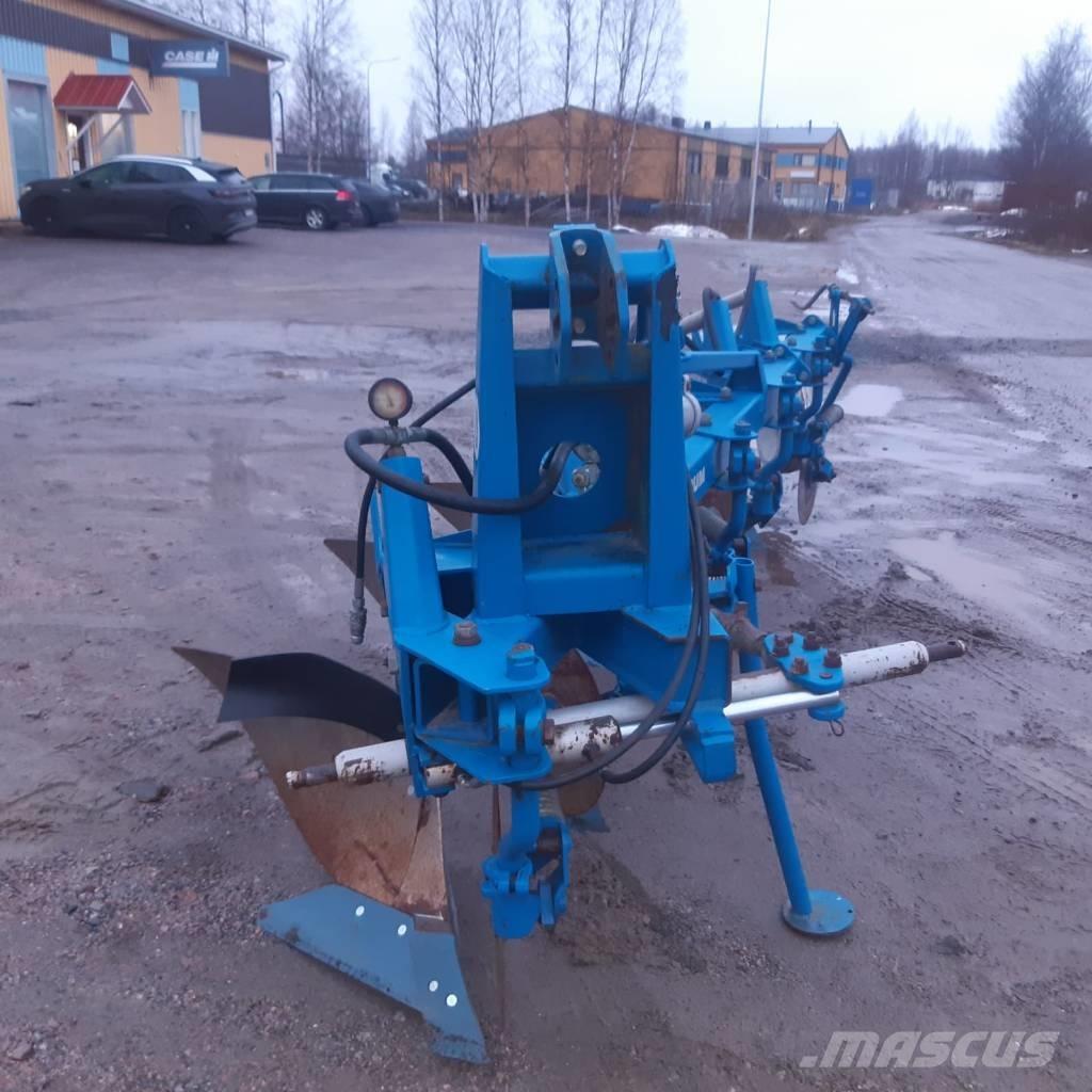 Överum CT 488 H XL محاريث تقليدية