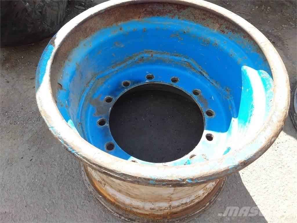 Valmet 860 20x26,5 الإطارات والعجلات والحافات