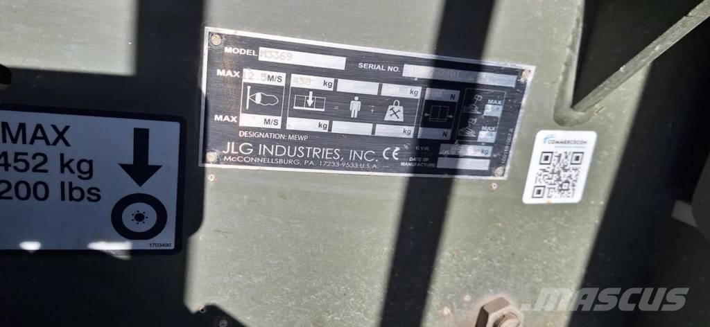 JLG M 3369 رافعات مقصية الشكل