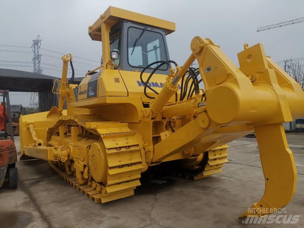 Komatsu D 155 AX بلدوزرات مجنزرة