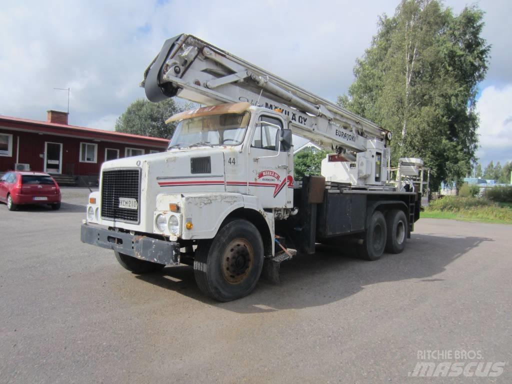 Volvo N 7 6x2 4200 شاحنات أخرى