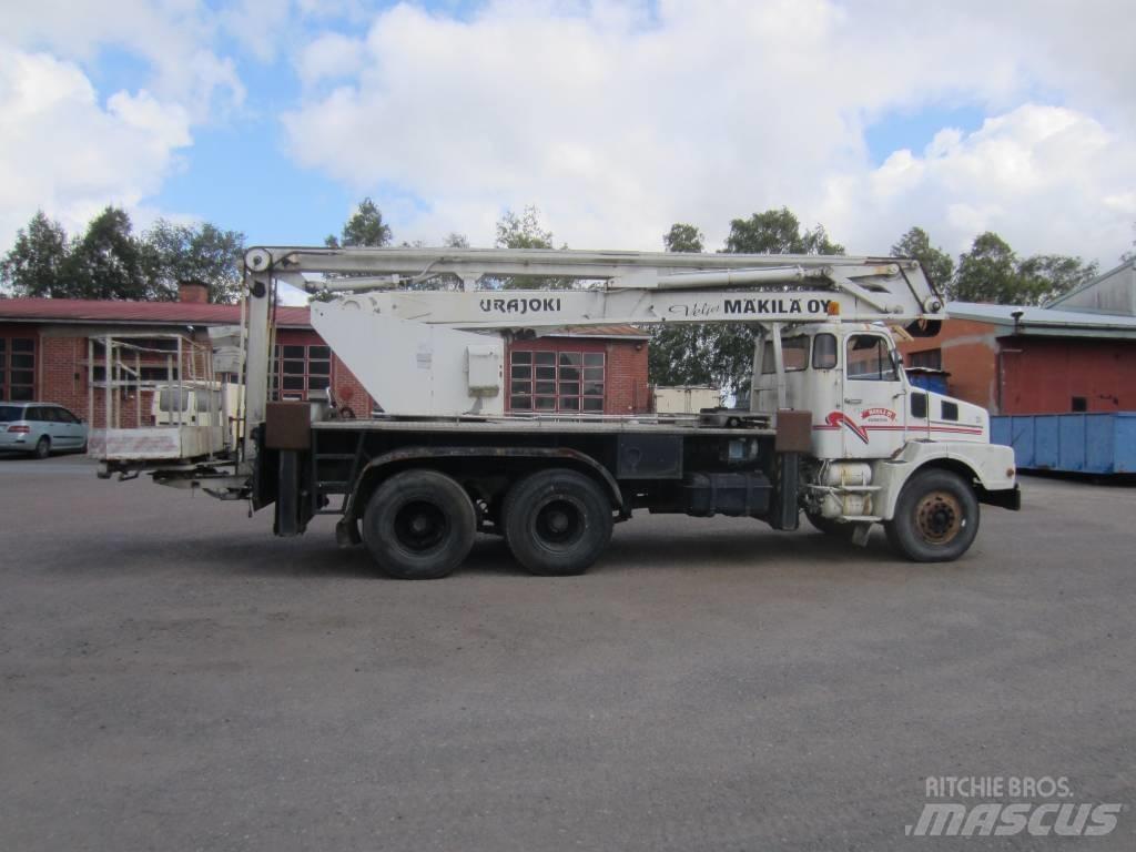 Volvo N 7 6x2 4200 شاحنات أخرى