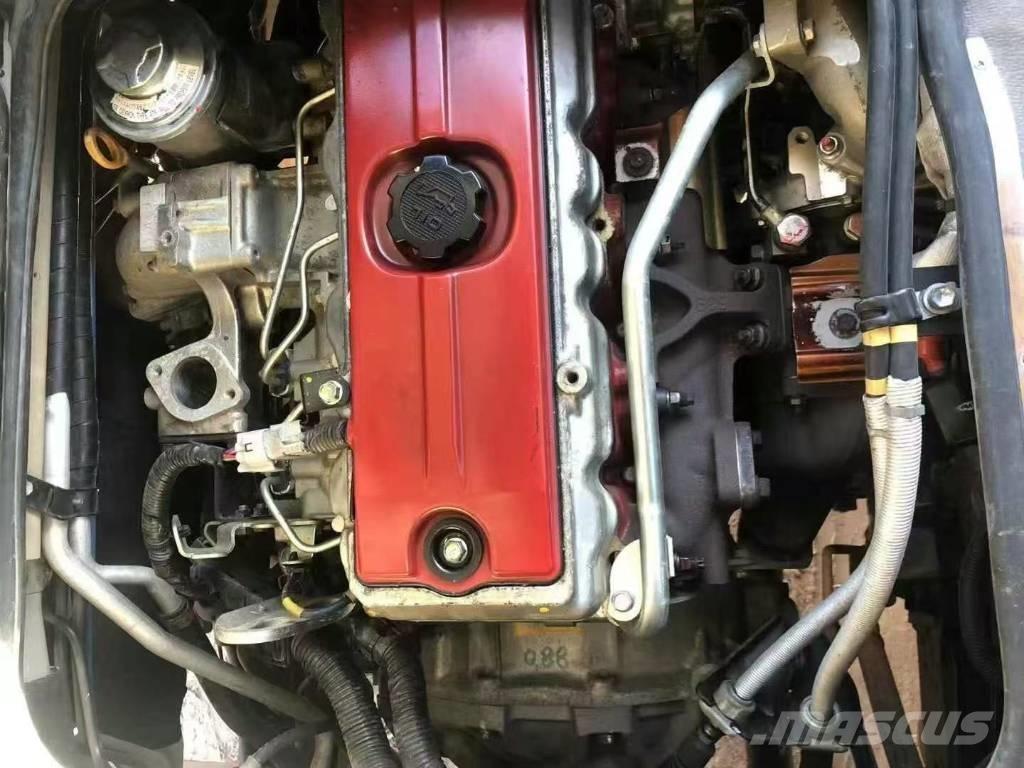 Toyota Coaster Bus حافلة صغيرة