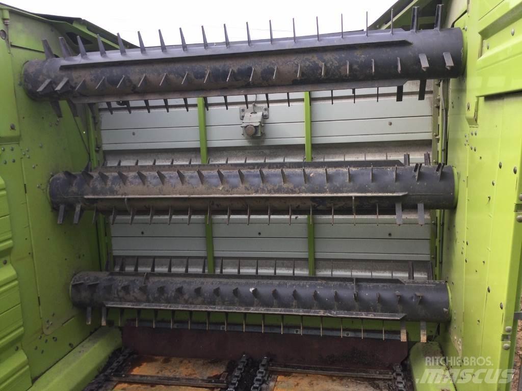 CLAAS 9400 مقطورة حبوب