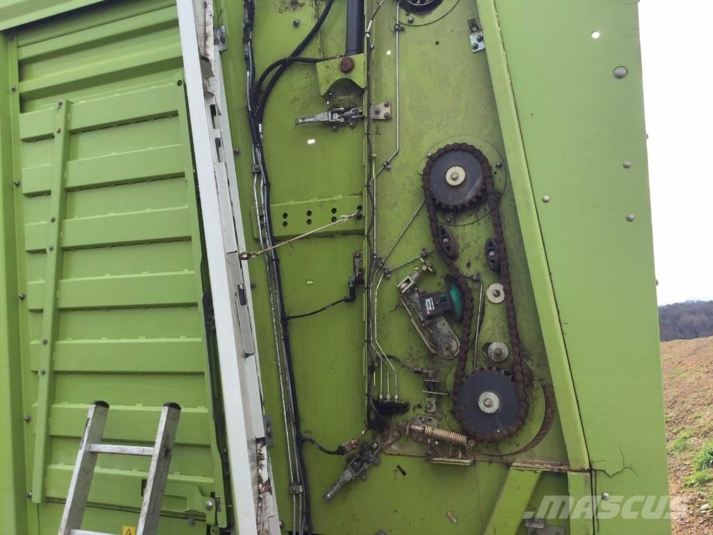 CLAAS 9400 مقطورة حبوب