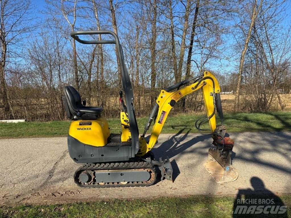Wacker Neuson 803 حفارات صغيرة أقل من 7 طن (حفارات صغيرة)