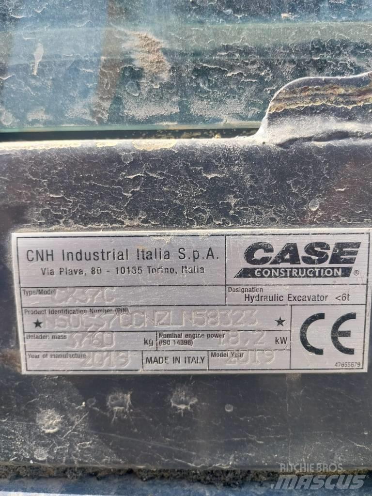 CASE CX 37 C حفارات صغيرة أقل من 7 طن (حفارات صغيرة)