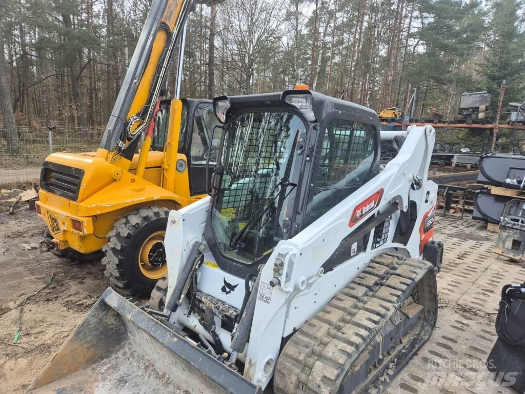 Bobcat T 590 لوادر انزلاقية التوجيه