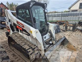 Bobcat T 590 لوادر انزلاقية التوجيه