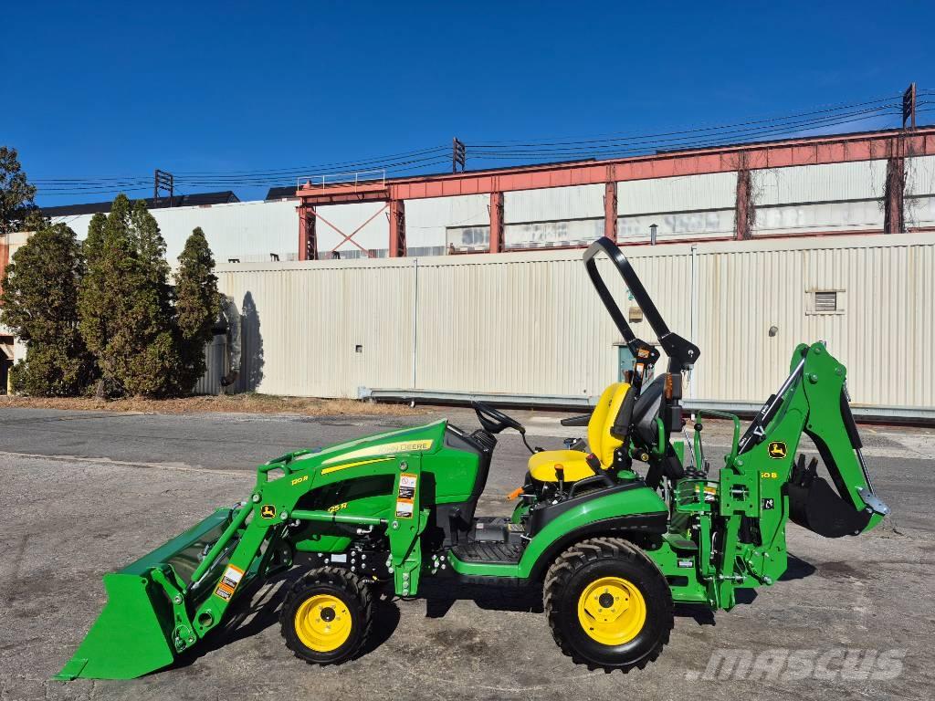 John Deere 1025 R الجرارات