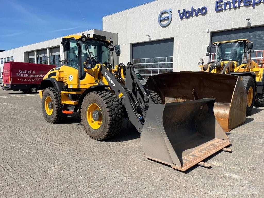 Volvo L50H لوادر بعجل