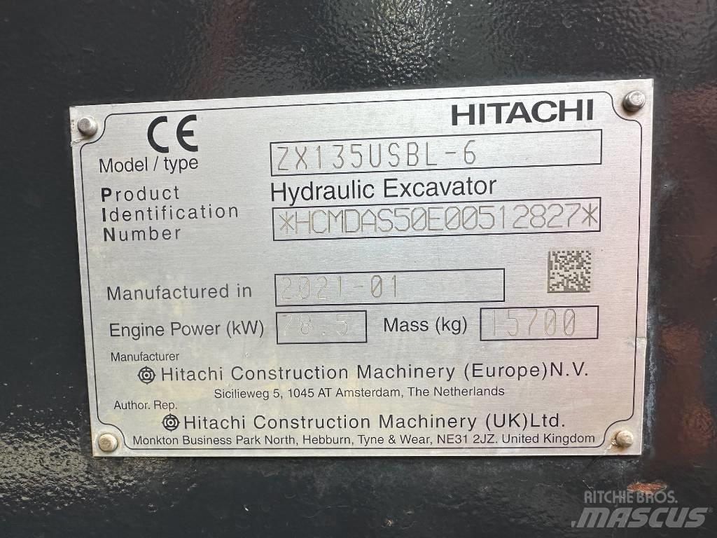 Hitachi ZX 135 US-6 حفارات زحافة