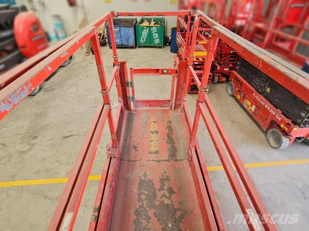 Manitou 100 SEC رافعات مقصية الشكل