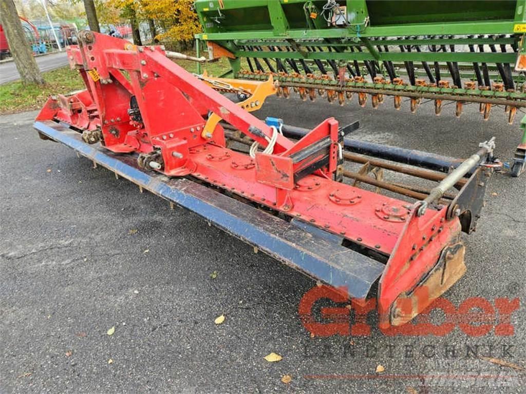 Rotoland SK 400 الكاسحات وقلابات التربة ذات المحركات