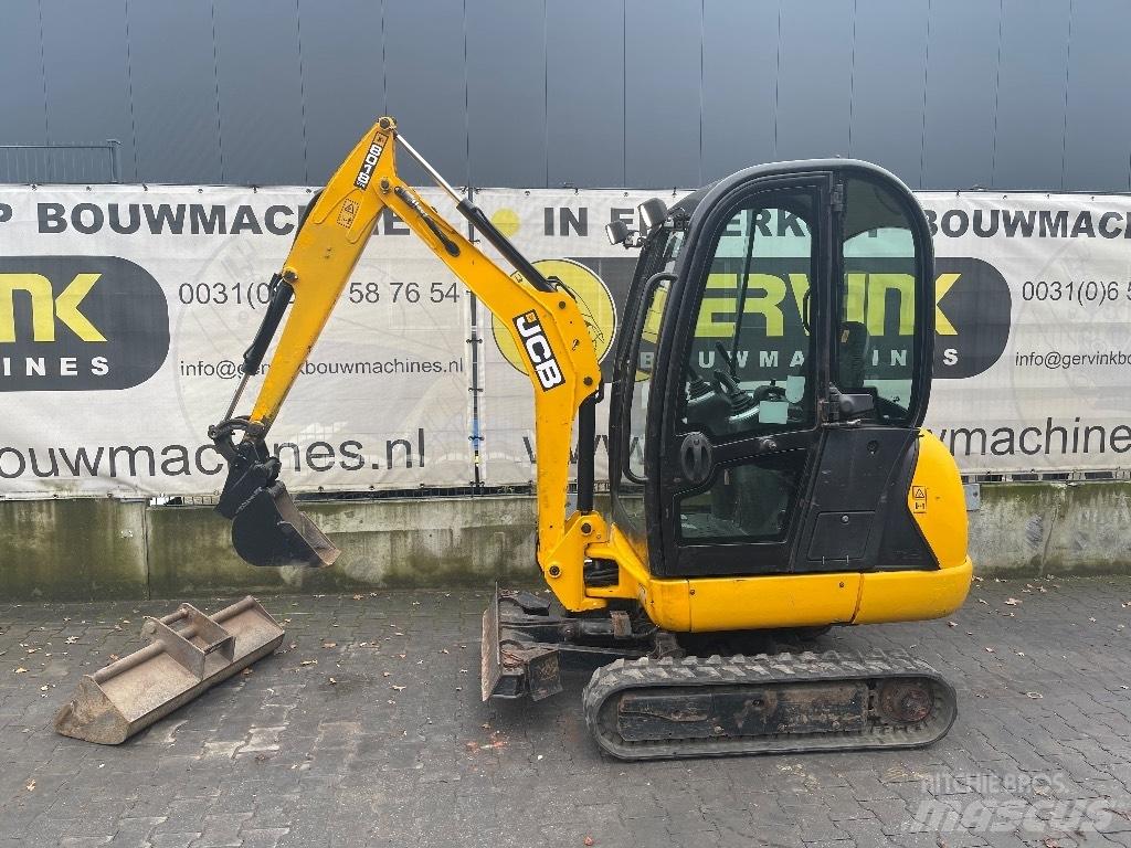 JCB 8018 CTS حفارات صغيرة أقل من 7 طن (حفارات صغيرة)