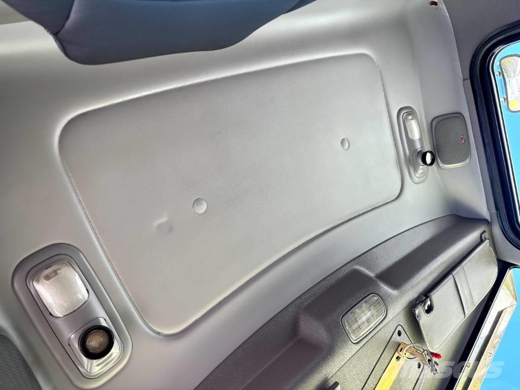 Peterbilt 367 وحدات الجر