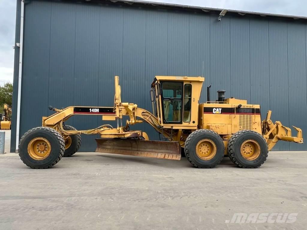 CAT 140H معدات تمهيد الطرق
