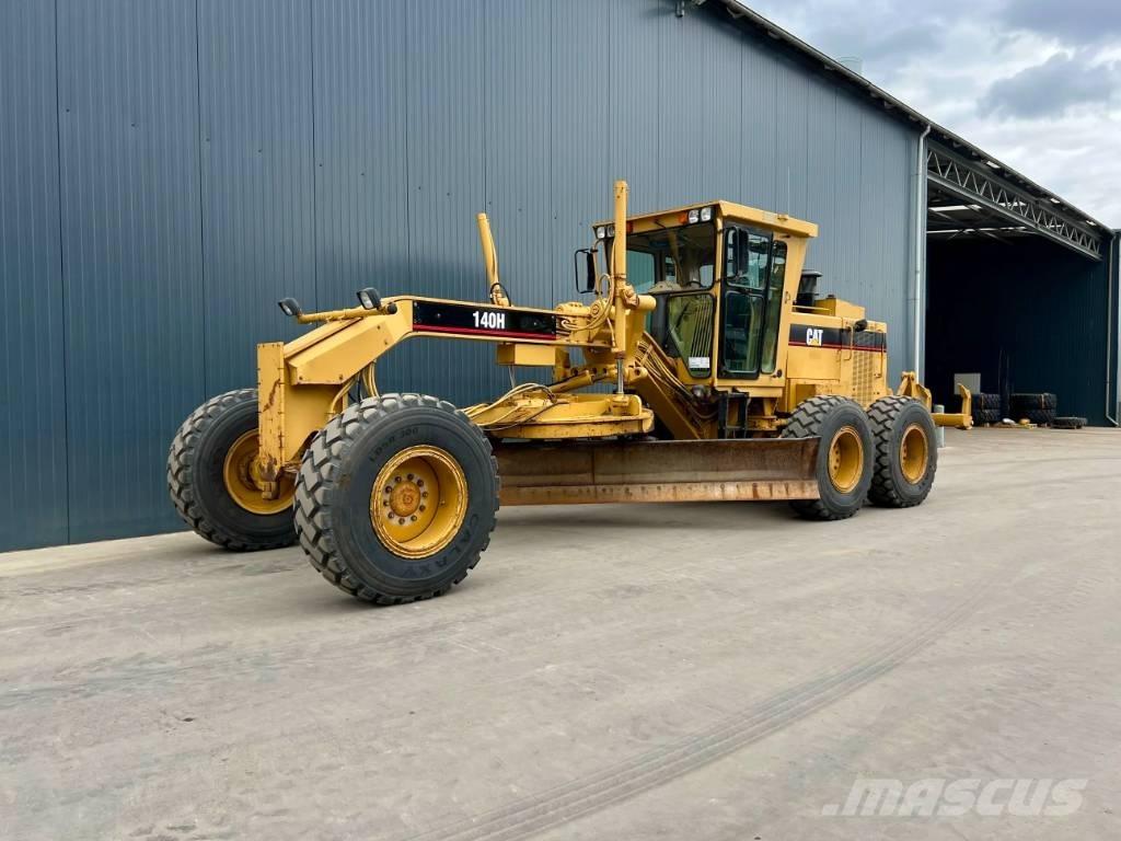 CAT 140H معدات تمهيد الطرق