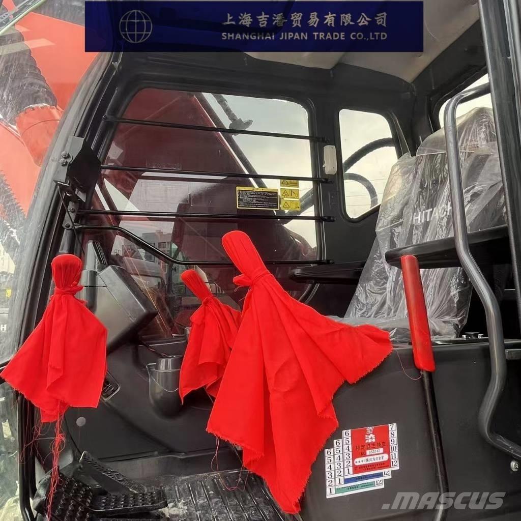 Hitachi ZX 200 حفارات زحافة