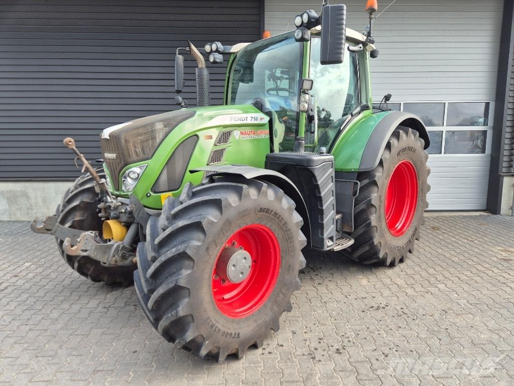 Fendt 718 الجرارات