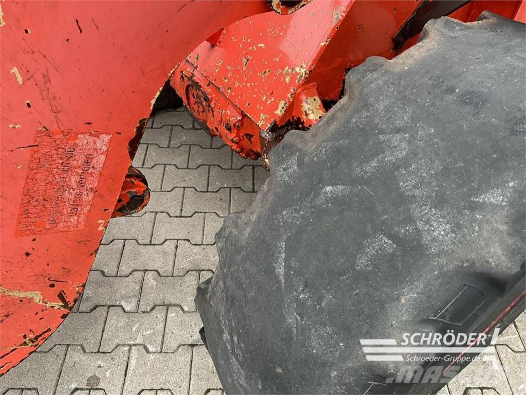 Atlas 82 E لوادر بعجل