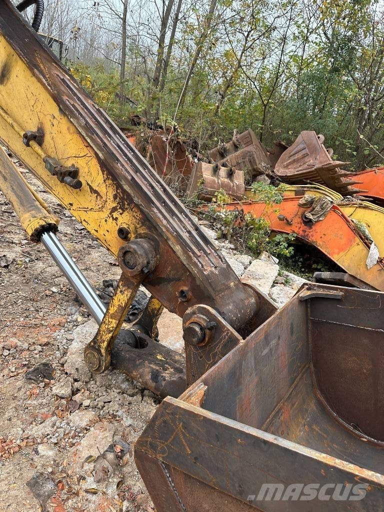 Komatsu PC 360 حفارات زحافة