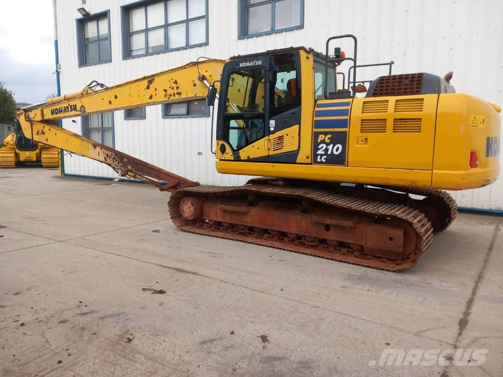 Komatsu PC210LC-10 حفارات زحافة