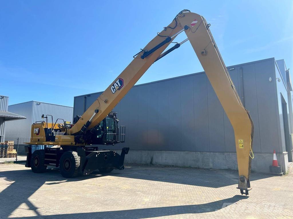 CAT MH3040 مناولات المخلفات / مناولات صناعية